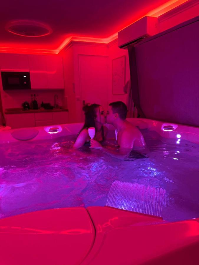 Casa Amor & Spa, Appartement Suite Jacuzzi & Piscine Chauffee Montfort-sur-Argens Eksteriør billede