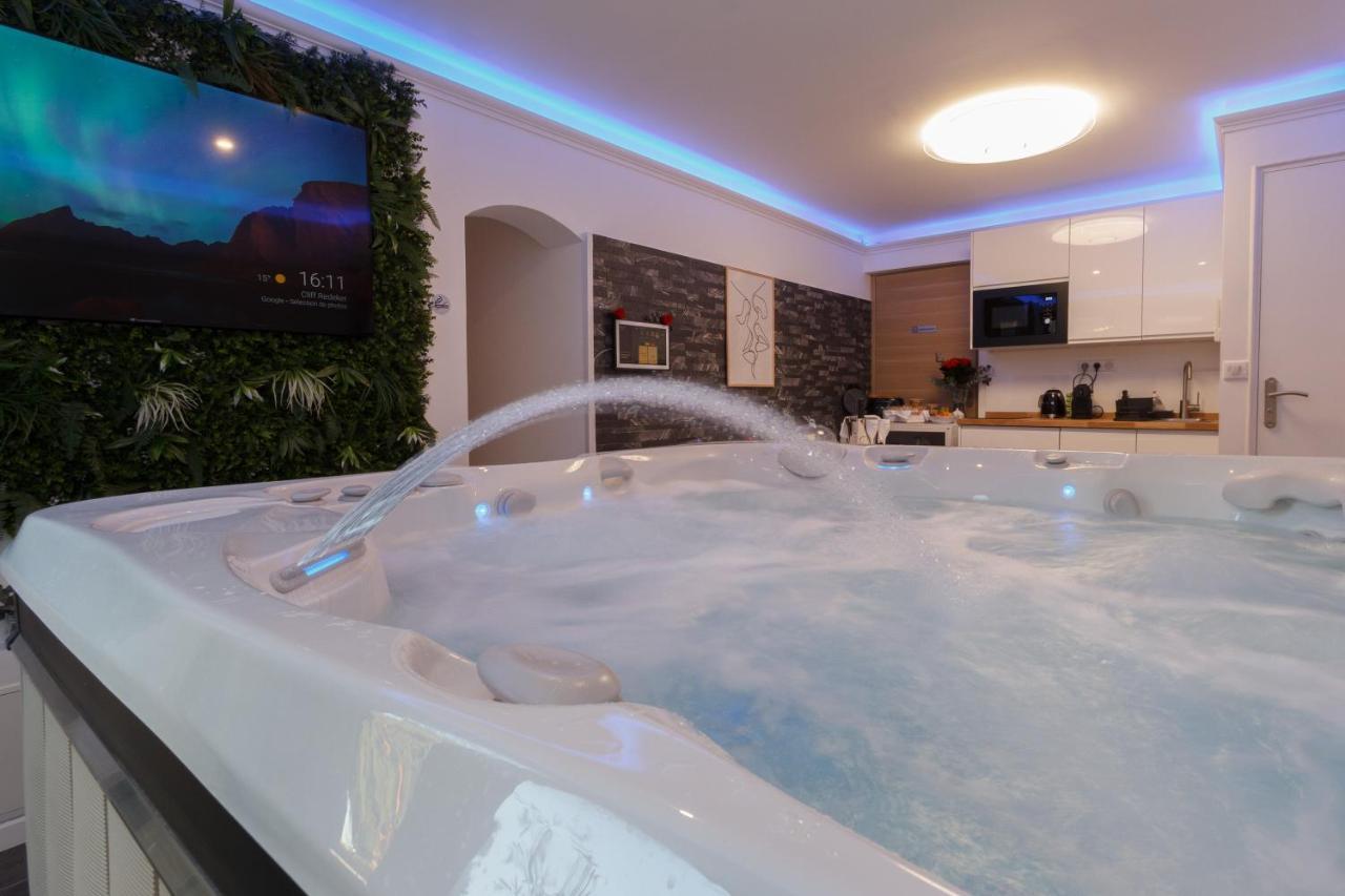 Casa Amor & Spa, Appartement Suite Jacuzzi & Piscine Chauffee Montfort-sur-Argens Eksteriør billede