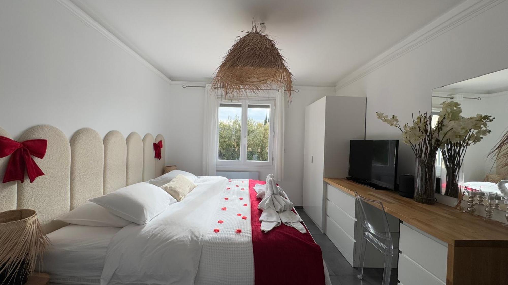 Casa Amor & Spa, Appartement Suite Jacuzzi & Piscine Chauffee Montfort-sur-Argens Eksteriør billede
